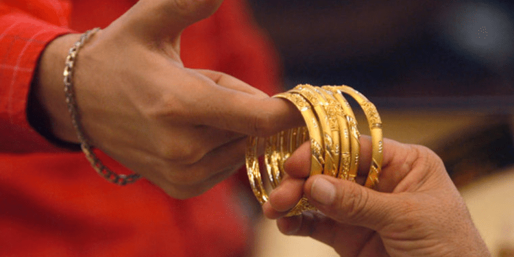 Top 5 Things First-Time Borrowers Should Know Before Pledging Gold