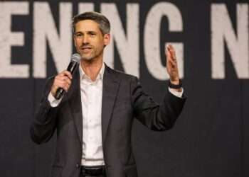 Silicon Valley Billionaires Consider Major Political Fund to Shape California Policy