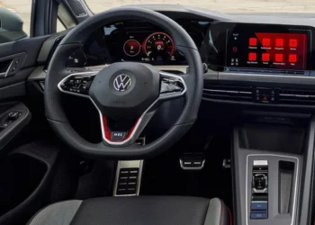 Volkswagen Admits Mistakes, Brings Back Buttons