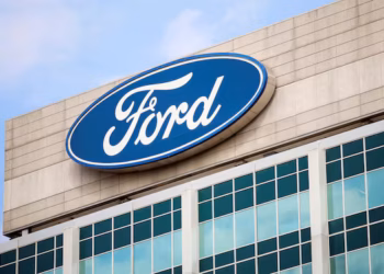 Ford Recalls More Than 4.2 Lakh Vehicles in US Over Wiper Problem