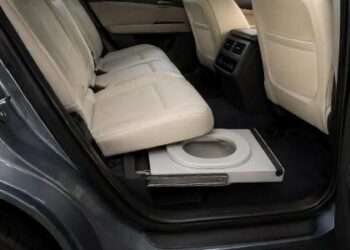 Seres Patents In-Car Toilet for Future EVs