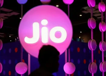 Jio Platforms Q4 Profit Rises 13%, ARPU Growth Remains Limited Without Tariff Hike