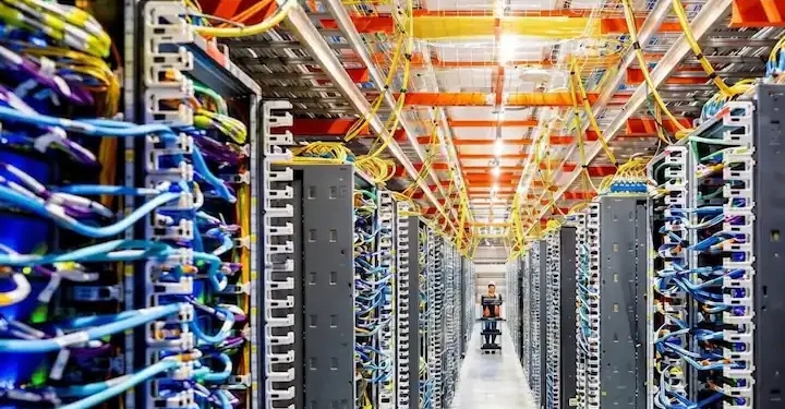 AWS Commits $12.7 Billion To India's Cloud And AI Infrastructure By 2030, Expands Mumbai And Hyderabad Regions