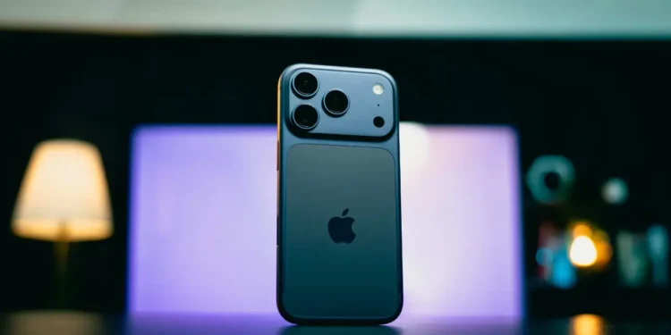 Apple Cracks Down on Grey Market iPhone Exports, Axes Distributors and Tightens Retail Rules