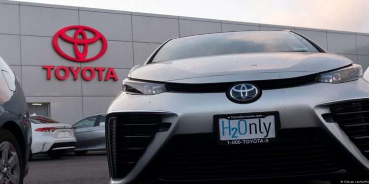 Germany and Japan Strengthen Hydrogen Vehicle Partnership
