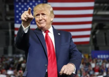 U.S. Escalates Trade Tensions with EU, Raises Auto Tariffs to 25%