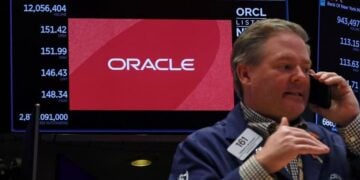 Oracle’s $95 Bn AI Gamble: Massive Growth Ambitions Meet Investor Concerns