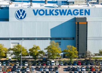 Volkswagen Factory Closures Could Lead to 100,000 Job Cuts