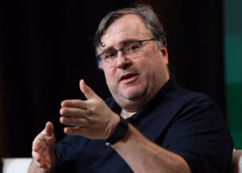 LinkedIn Co-Founder Reid Hoffman to Step Down From Microsoft's Board After Nearly a Decade