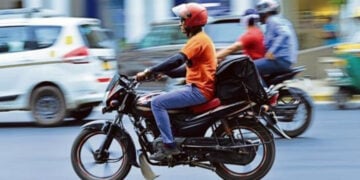Labour Ministry Sets June 21 Deadline For Swiggy, Zomato, Uber To Register Gig Workers On eShram Portal