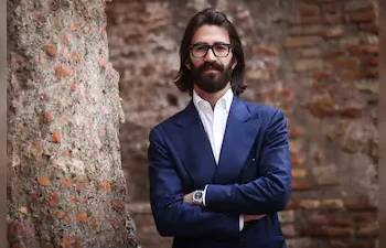 Ray-Ban Family Battle Heats Up As Heir Demands €10 Billion Buyout Approval Before June 30 Vote