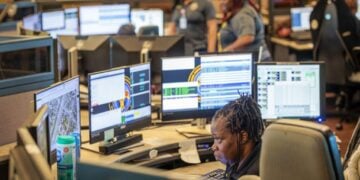 New Orleans Deploys AI to Answer Some 911 Calls, But Humans Still Handle Emergencies