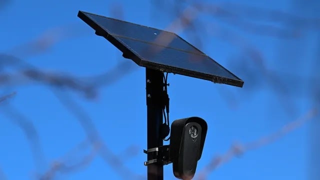 Flock Wanted to Put License Plate Cameras on 350,000 Uber and Lyft Dashcams