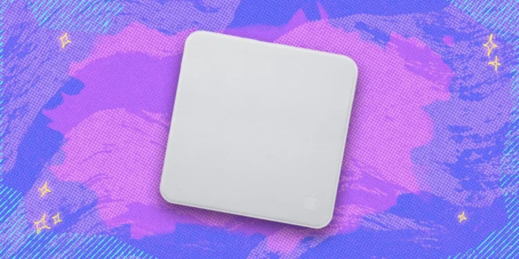 Apple’s Controversial Polishing Cloth Is Back for Just $9