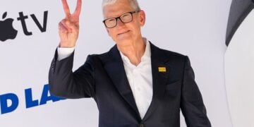 Tim Cook Steps Down as Apple CEO, John Ternus Takes the Wheel