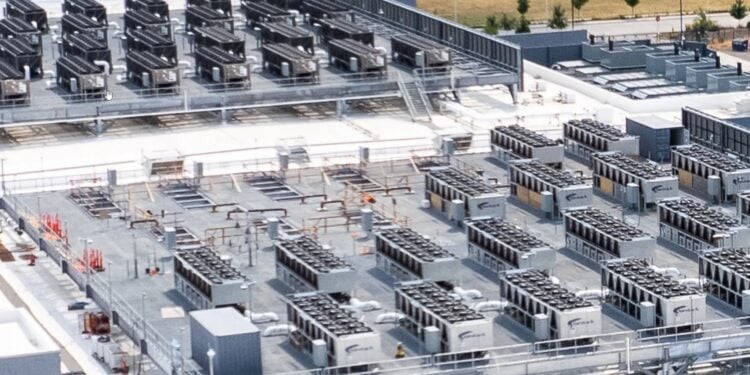 Oregon’s Data Centers Use Nearly 25% of State’s Power, Report Reveals