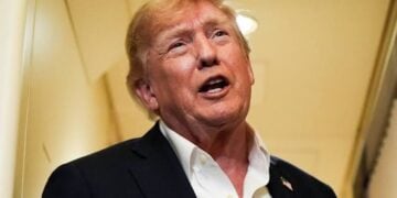 Trump and Sons Invest Heavily in AI Economy as He Resists Calls for Slowdown