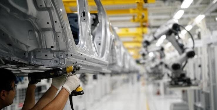 Hyundai Expected to Outsell Ford in Third Quarter as Detroit Automakers Lack Hybrids