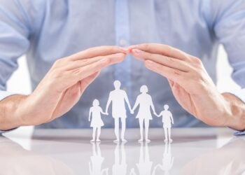 How Claim Settlement Ratio Helps You Choose the Best Term Insurance