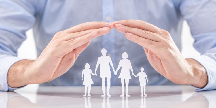 How Claim Settlement Ratio Helps You Choose the Best Term Insurance