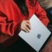 MacBook Pro With OLED Display Rumored to Be ‘Significantly Lighter’