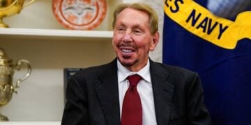 Larry Ellison Pledged Oracle, Tesla and SpaceX Shares for Loans Before Son’s Warner Deal Closed