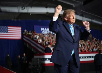 Trump Bought Up to $5 Mn in SpaceX Bonds Days Before Easing Space Rules